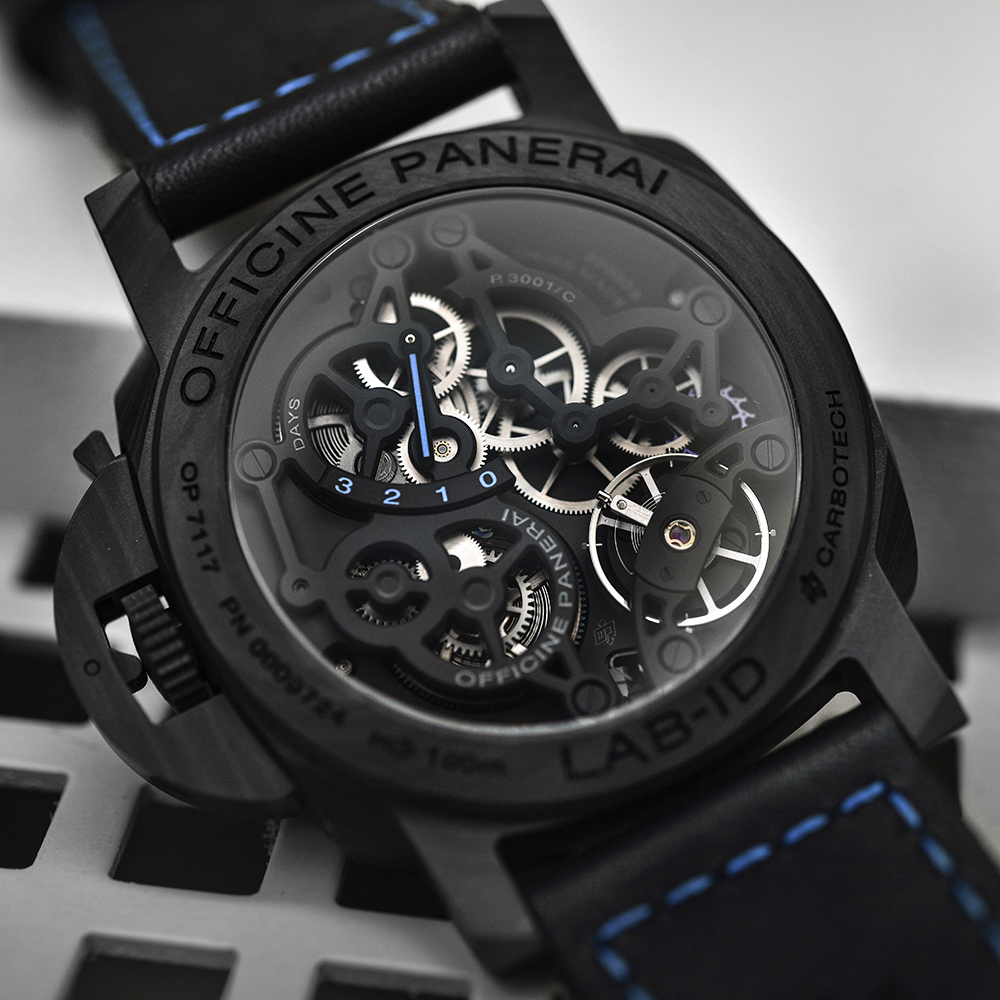 Panerai LAB-ID Luminor 1950 Carbotech 3 Days PAM700 Replica